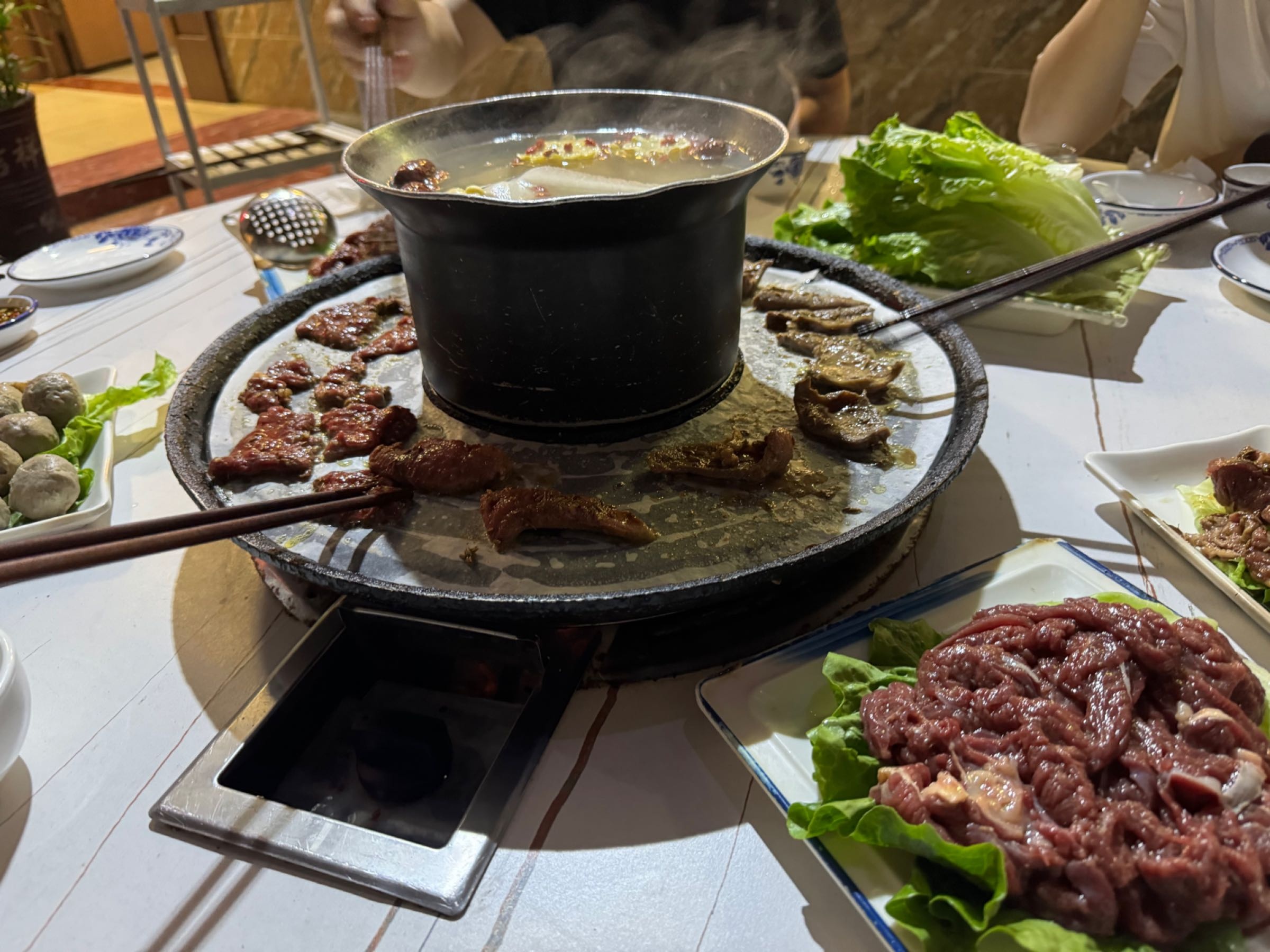 海南瓦醉牛店