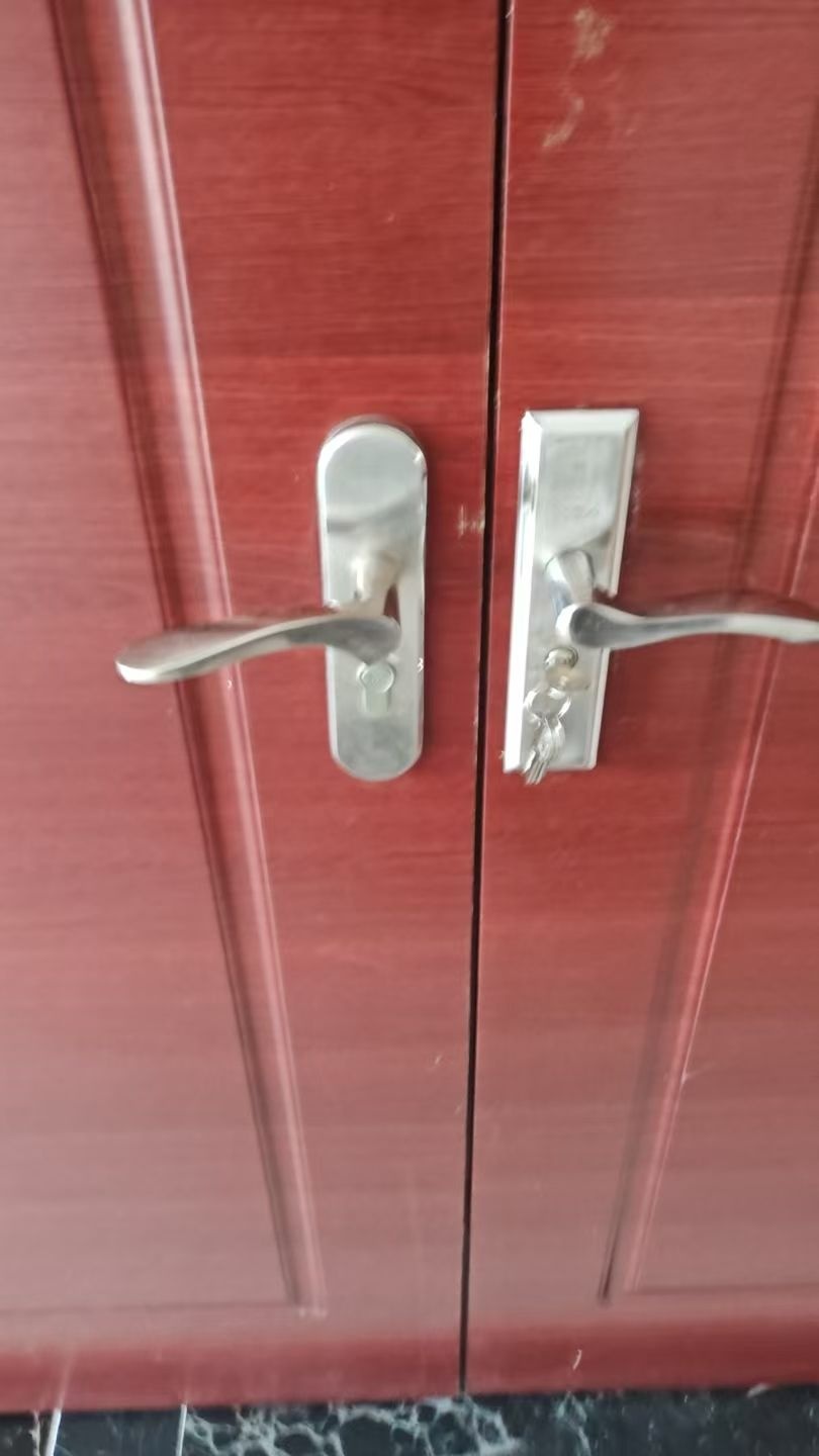 锁老头开锁换锁智能锁