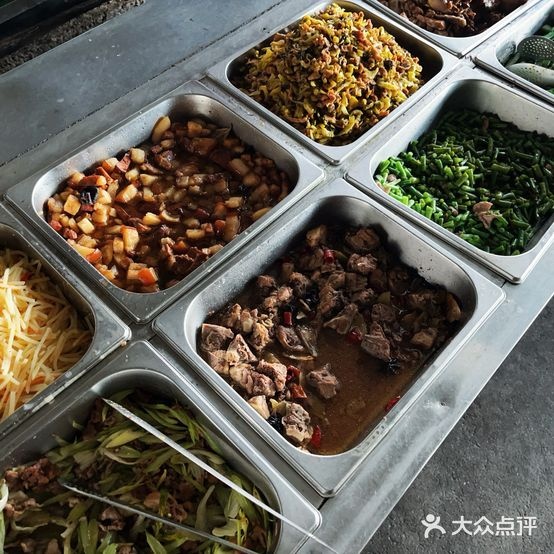 大众饭店11元自助餐