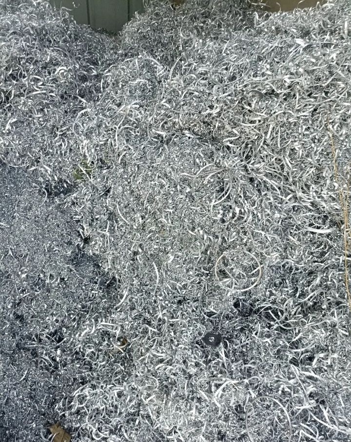 招鑫废品回收站