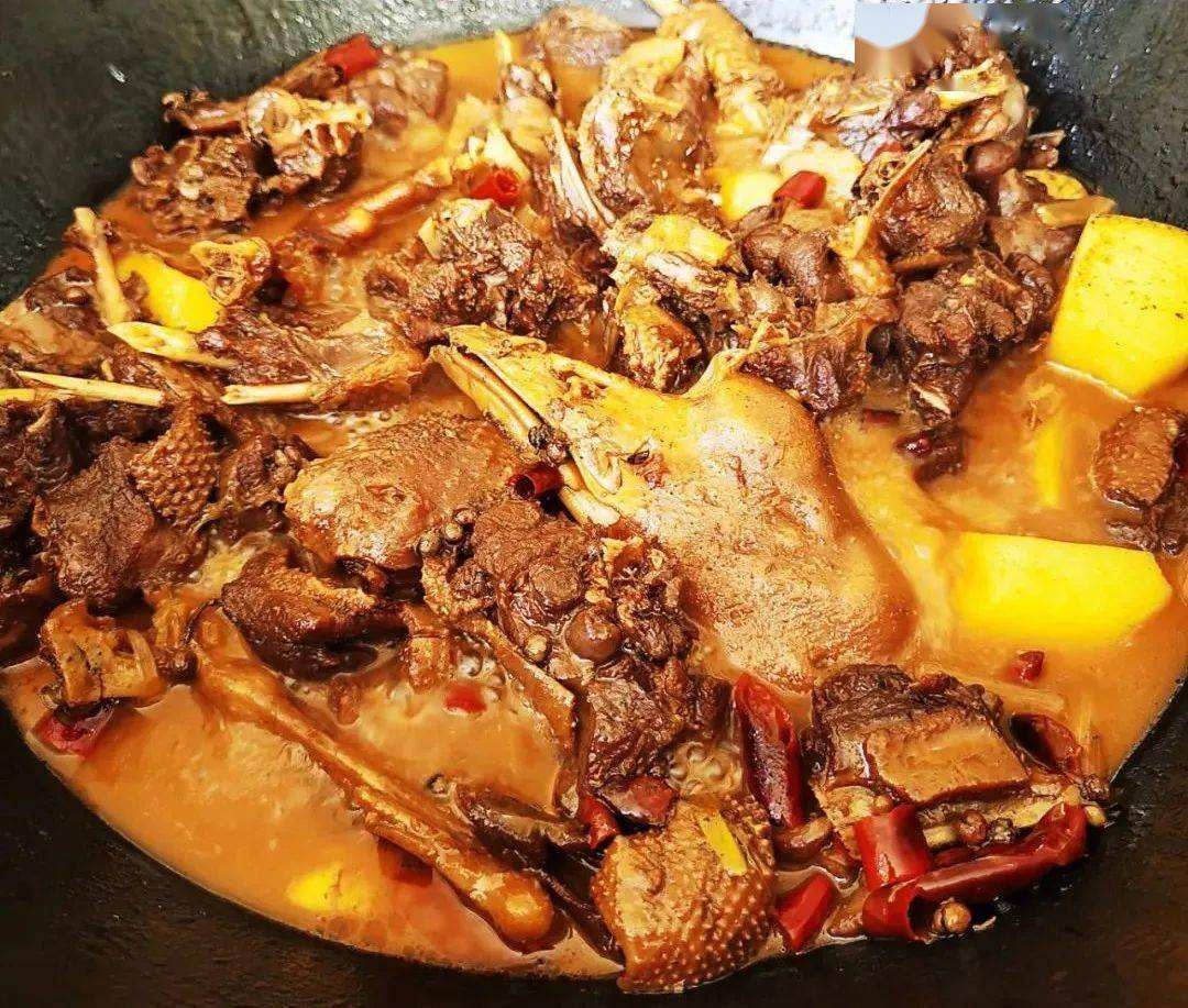 巧媳妇东北铁锅炖