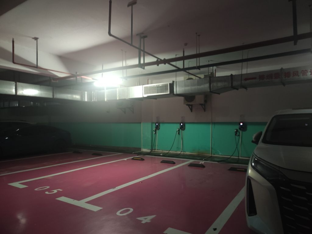 电动汽车充电站(群升棋子湾海滩大酒店)