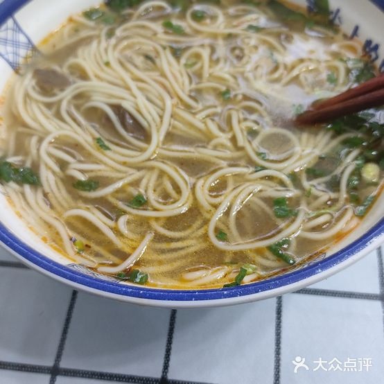 清真阿伊莎牛肉拉面