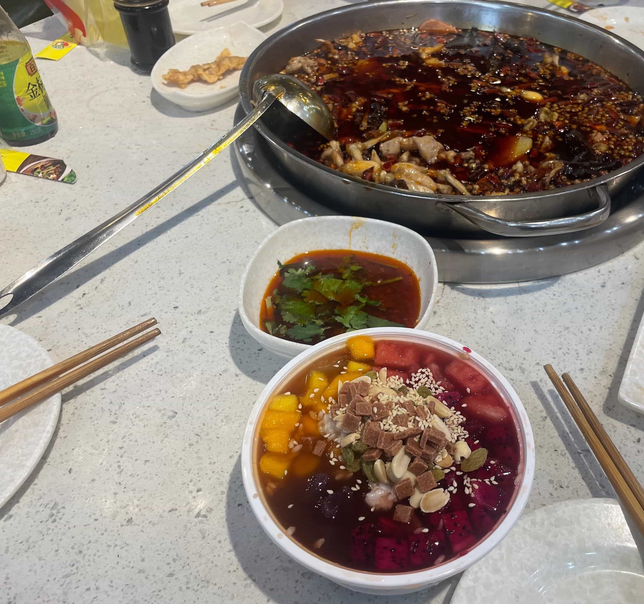 齐庆美蛙鱼头火锅(东坝一店)