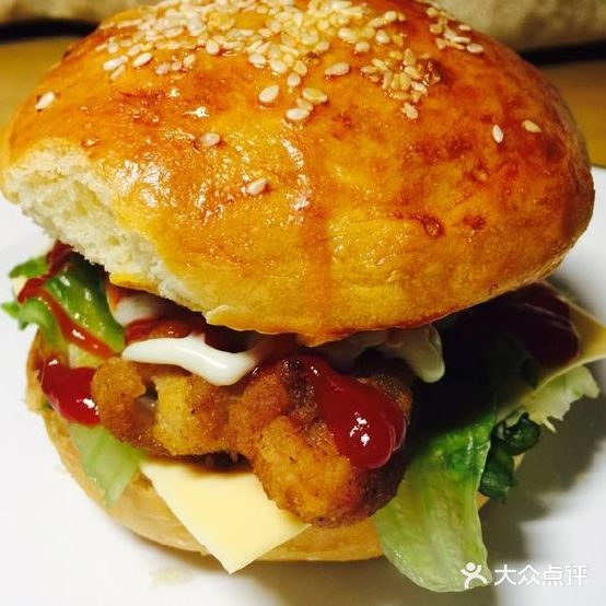 美味基怕鸡汉堡(大润发店)