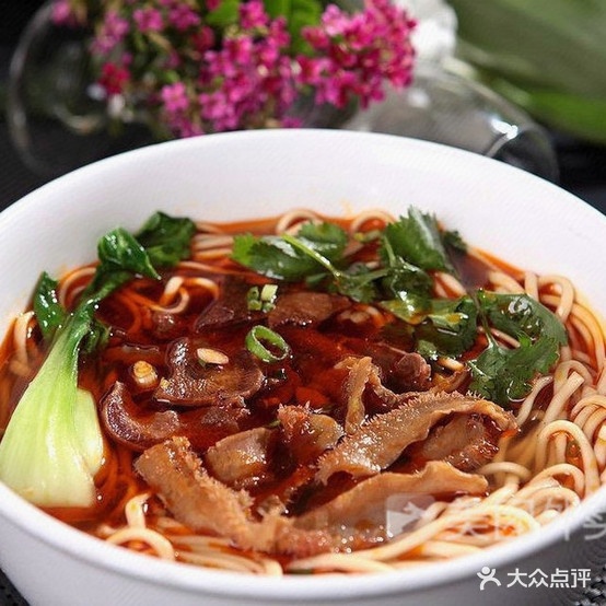 长龙牛雑店