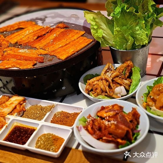 小放肆靠肉(平南店)