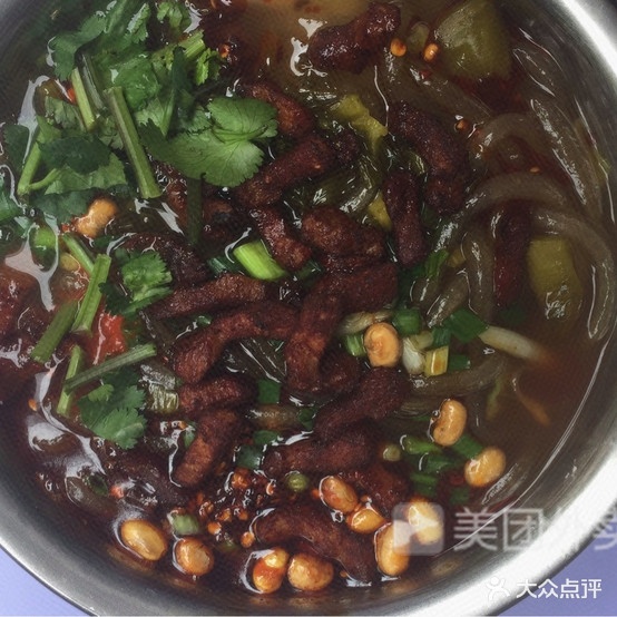 成都小吃吃(蓑草路店)