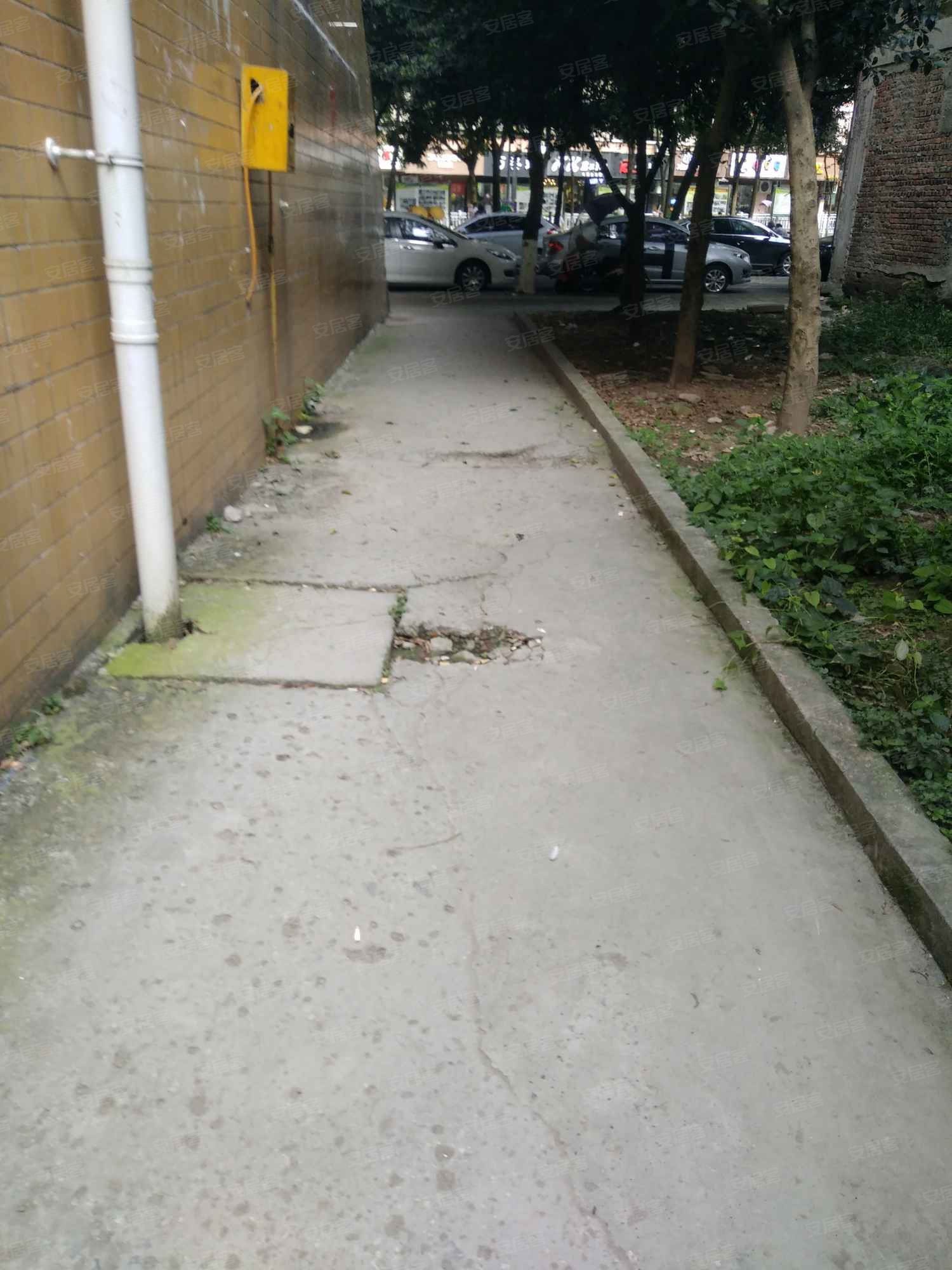 荣昌天正龙庭