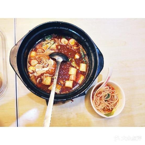 云南过桥米线象(东岳路店)