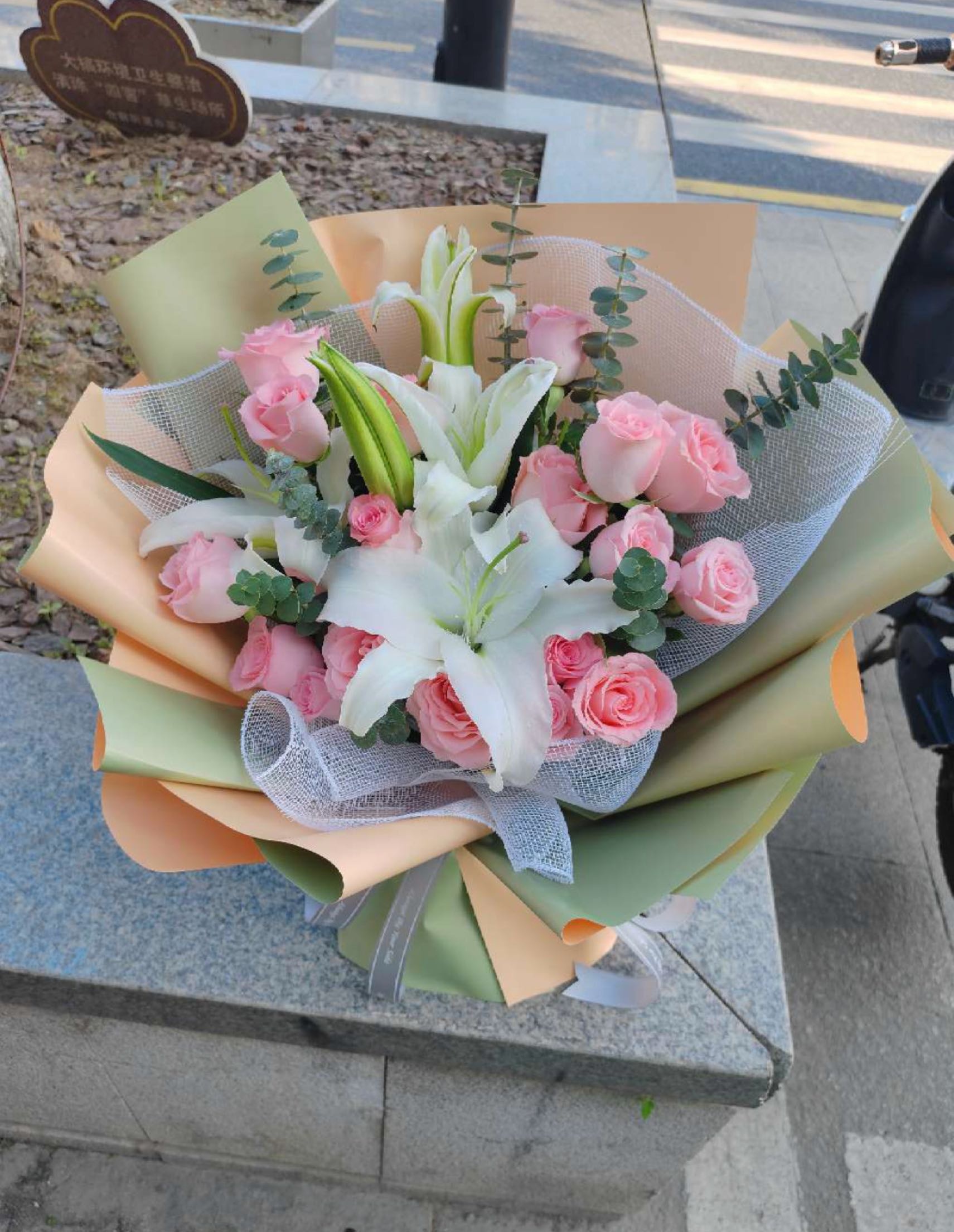 广西馥郁梦珈花艺设计有限公司