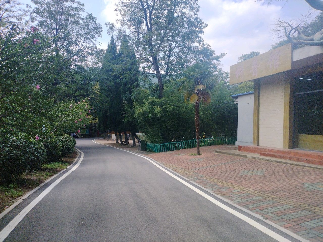 淮北动物园-水族馆