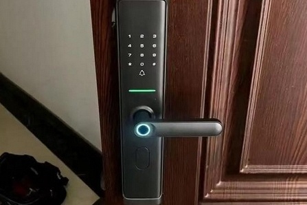 魏南开锁配汽车钥匙