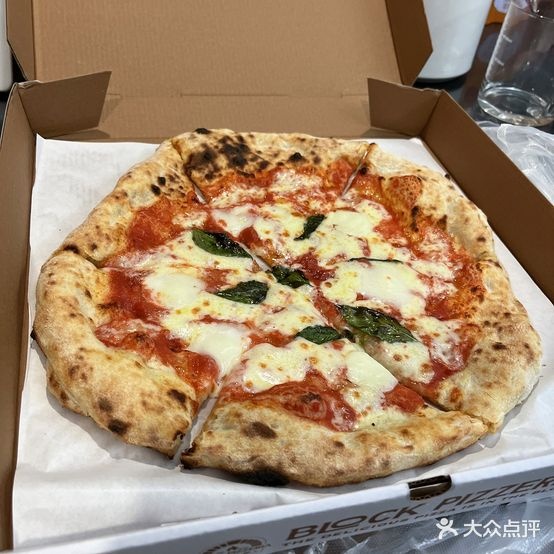 街区比萨餐厅Block Pizzeria