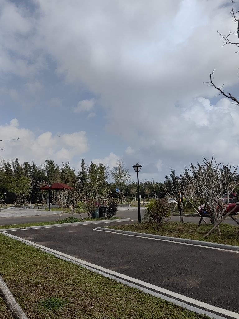 小海龙舟停车区厕所