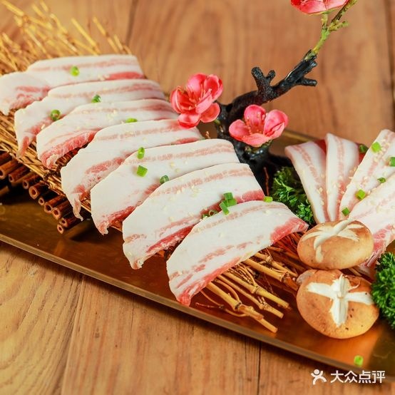 记胭暨延晅边郴烤肉大排档