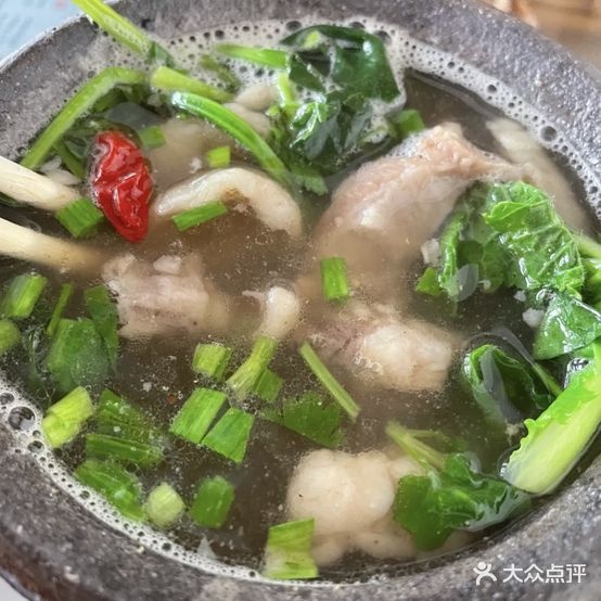 虹兴砂锅店(滨河路店)