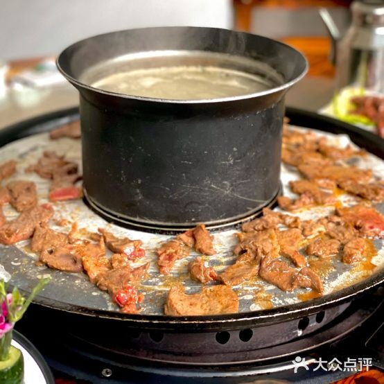 琼菜壹号·仙沟牛肉·海南菜·海鲜连锁餐厅(国兴店)