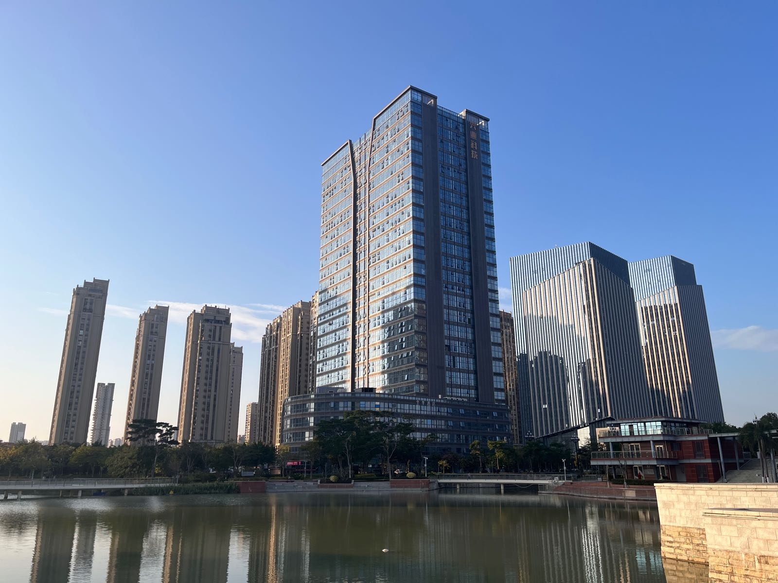 滨江商务区中央公园