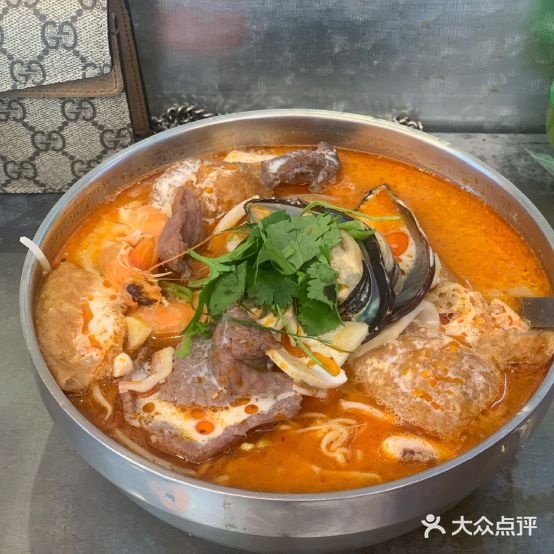 曼嘟嘟·泰盏鬼品牌·泰谷街头版(北京路店)