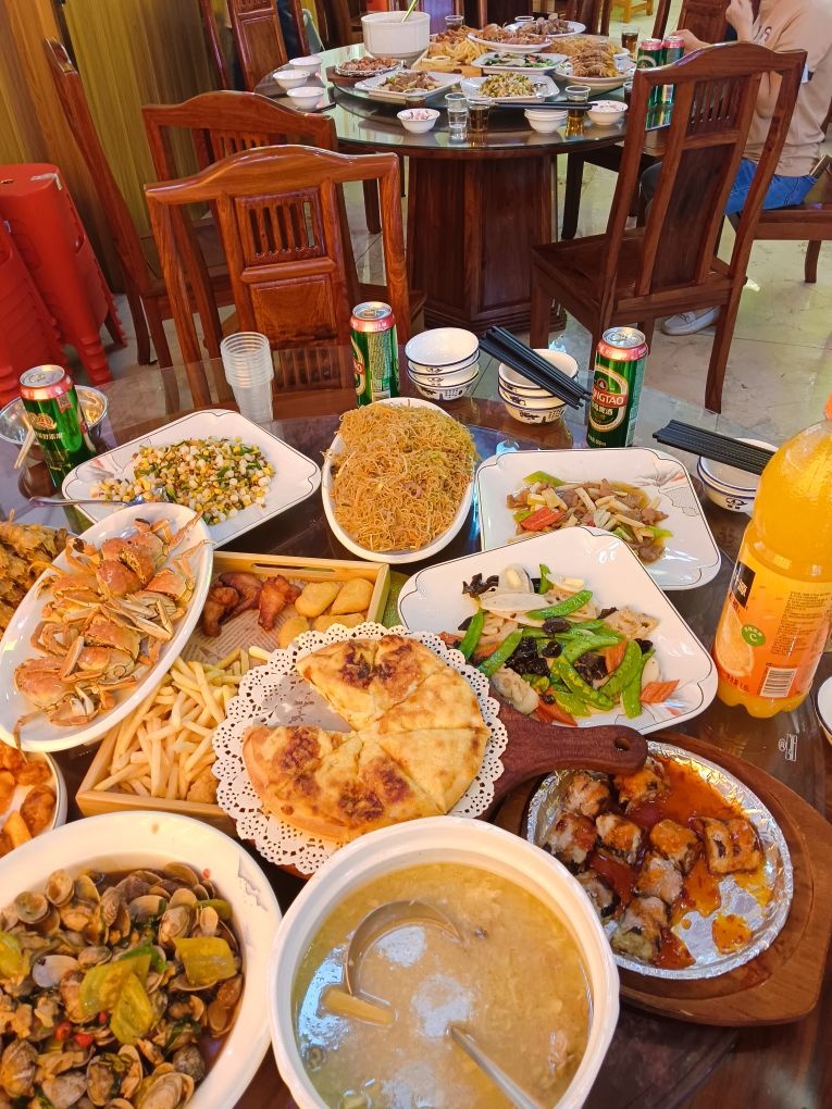 飞凰酒庄·多元化餐厅(金港湾店)