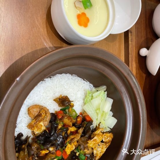 猪盖盖紫砂壶巴饭(黄浦绿地缤纷城店)