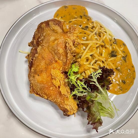 遊泰号融合料理餐厅(森宇·鸿翠阁店)