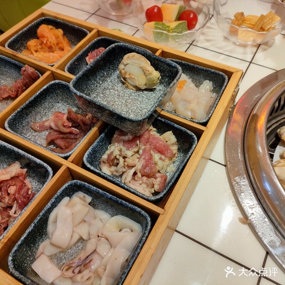 流年时光花淄博烤五花(新华烧烤泰华店)