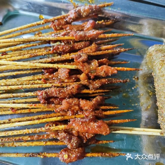 醉疯烧烧烤店