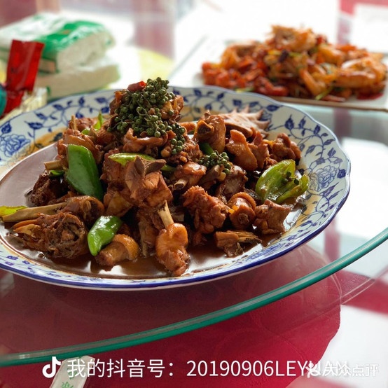 正宗泰安鲜椒鸡(乐园店)