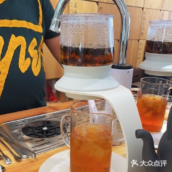 山间吃茶铺