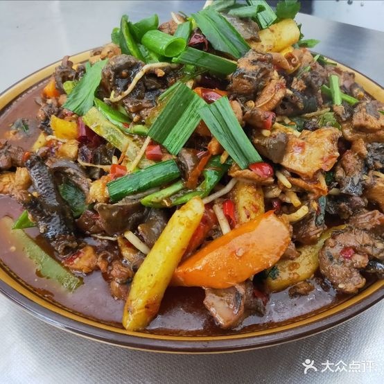 芦山生太鸡汇菜馆