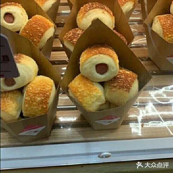 卡斯贝丽现烤面包·生日蛋糕(中医院店)