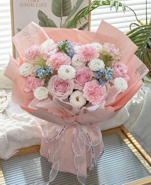 八彩花苑鲜花店