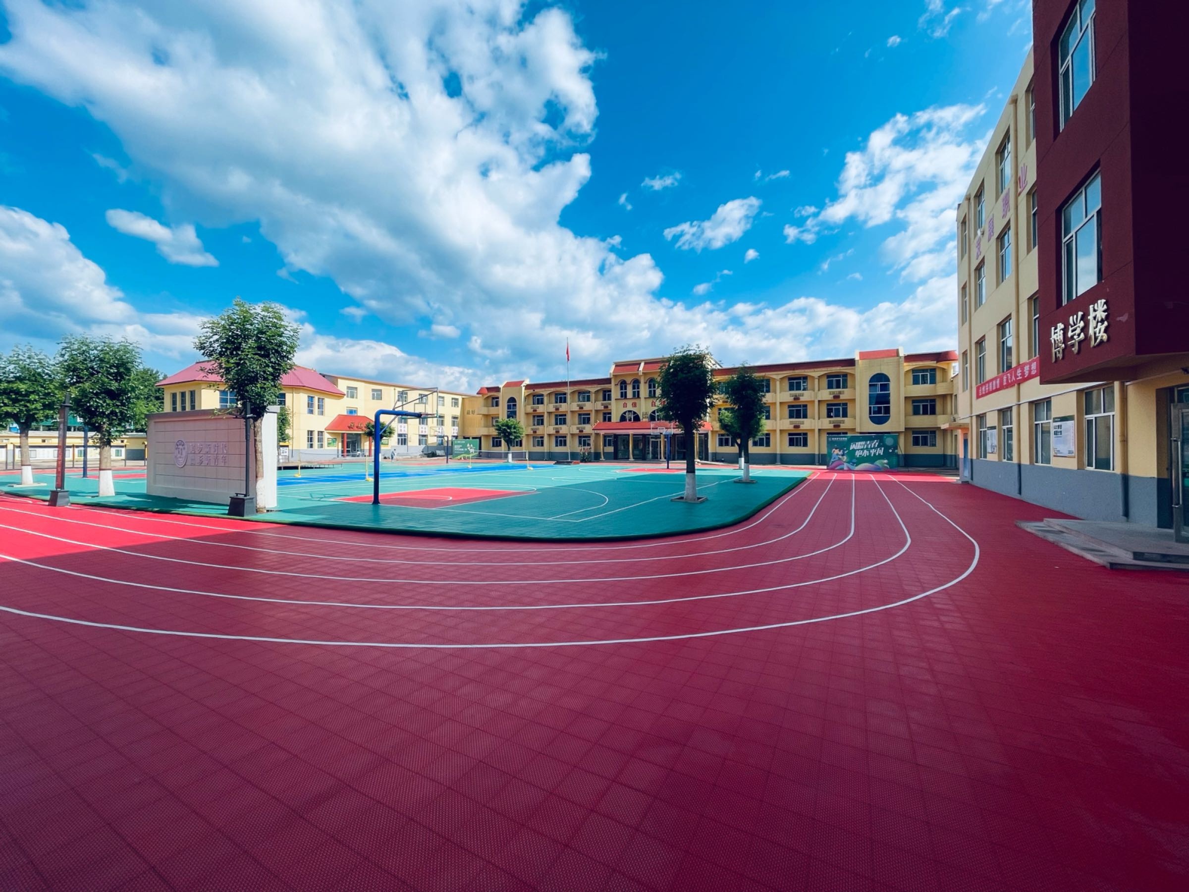忻州市飞天学校(同盛校区)