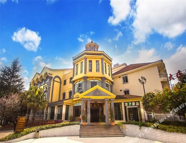 罗浮山温泉宾馆(启明星温泉度假区东北)
