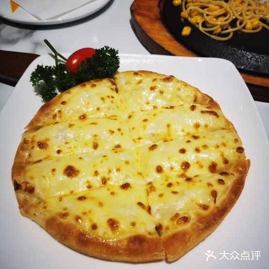 菲兹意式餐厅(滨江宝龙店)