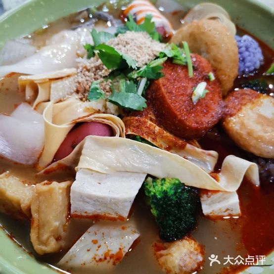 小白房辣焙子(西落凤街店)