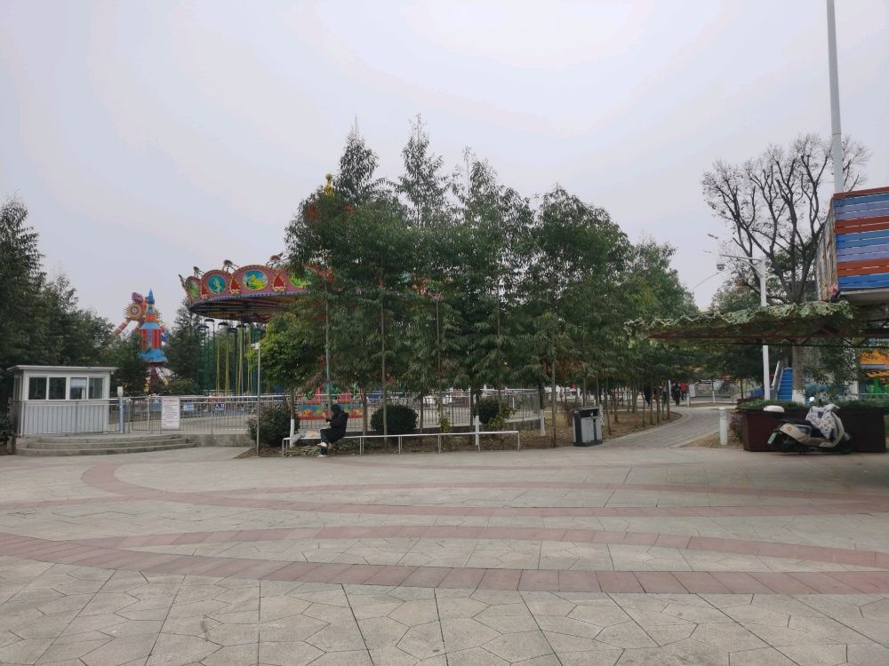 绵阳梦幻世界游乐园