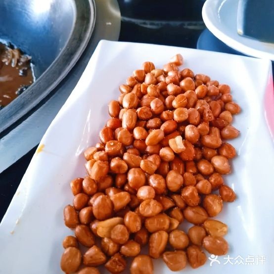 食家庄铁锅炖(皮皮虾广场专营店)
