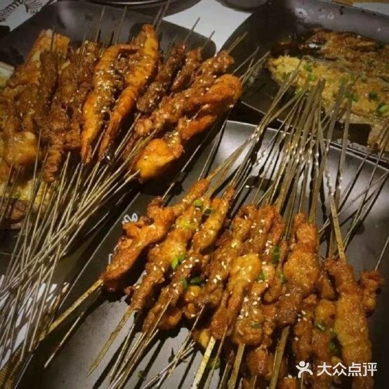 创新骑楼小吃城