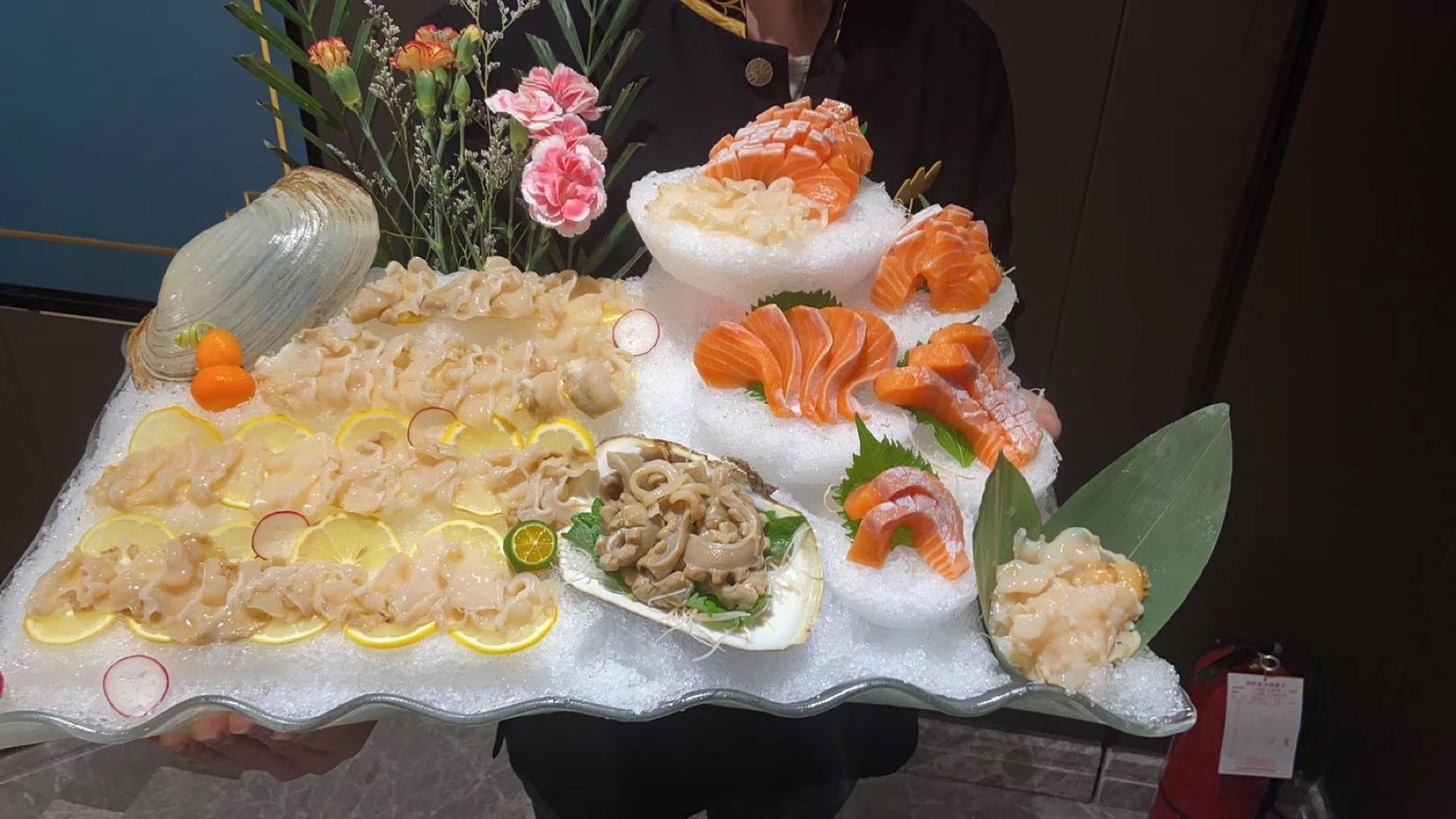 悦赏里鱼生专家(岭南时代广场店)