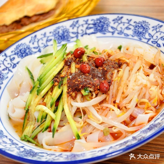 鲁师傅腊汁肉夹馍(城东店)