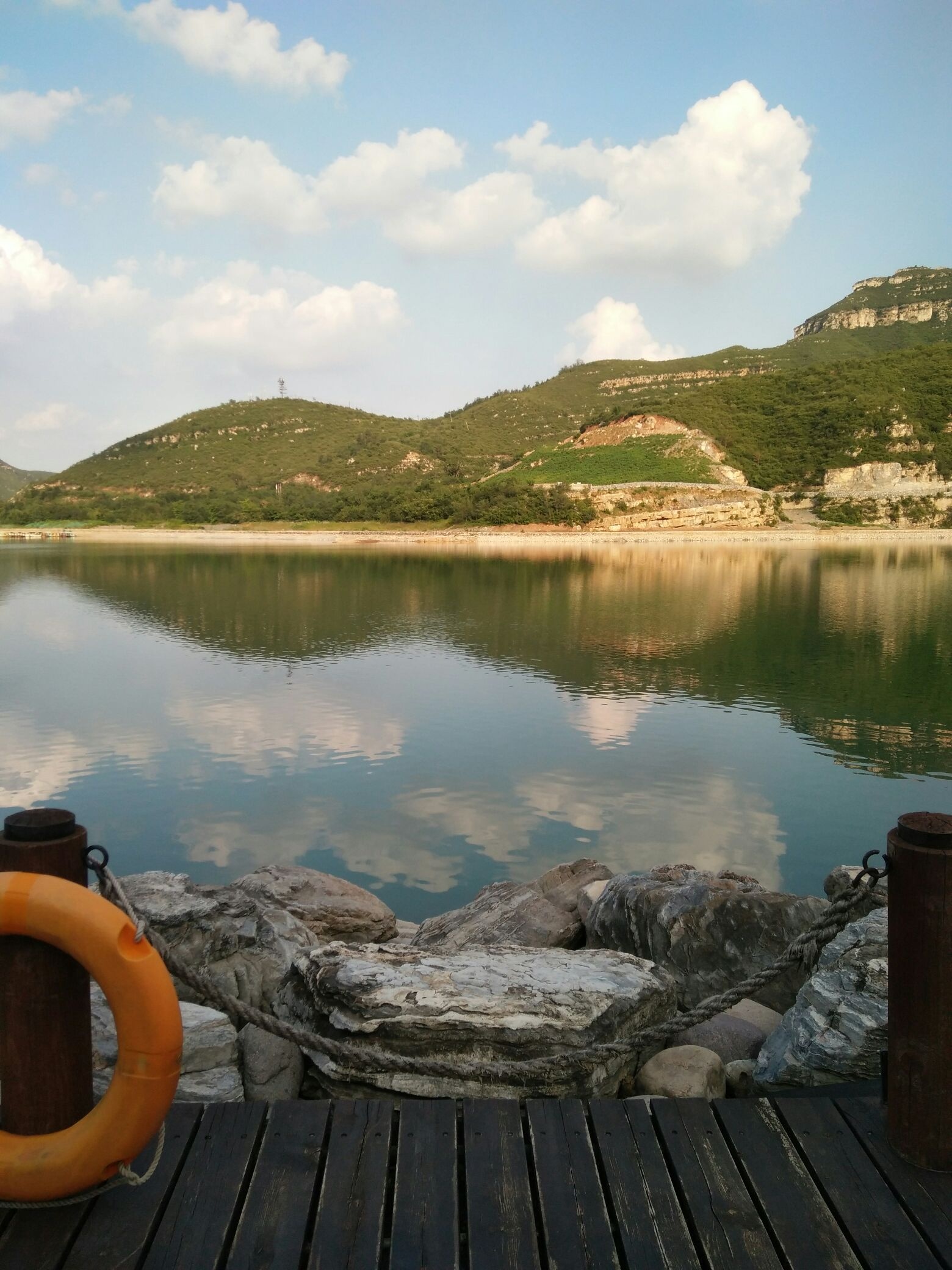 天鹅湖生态旅游风景区