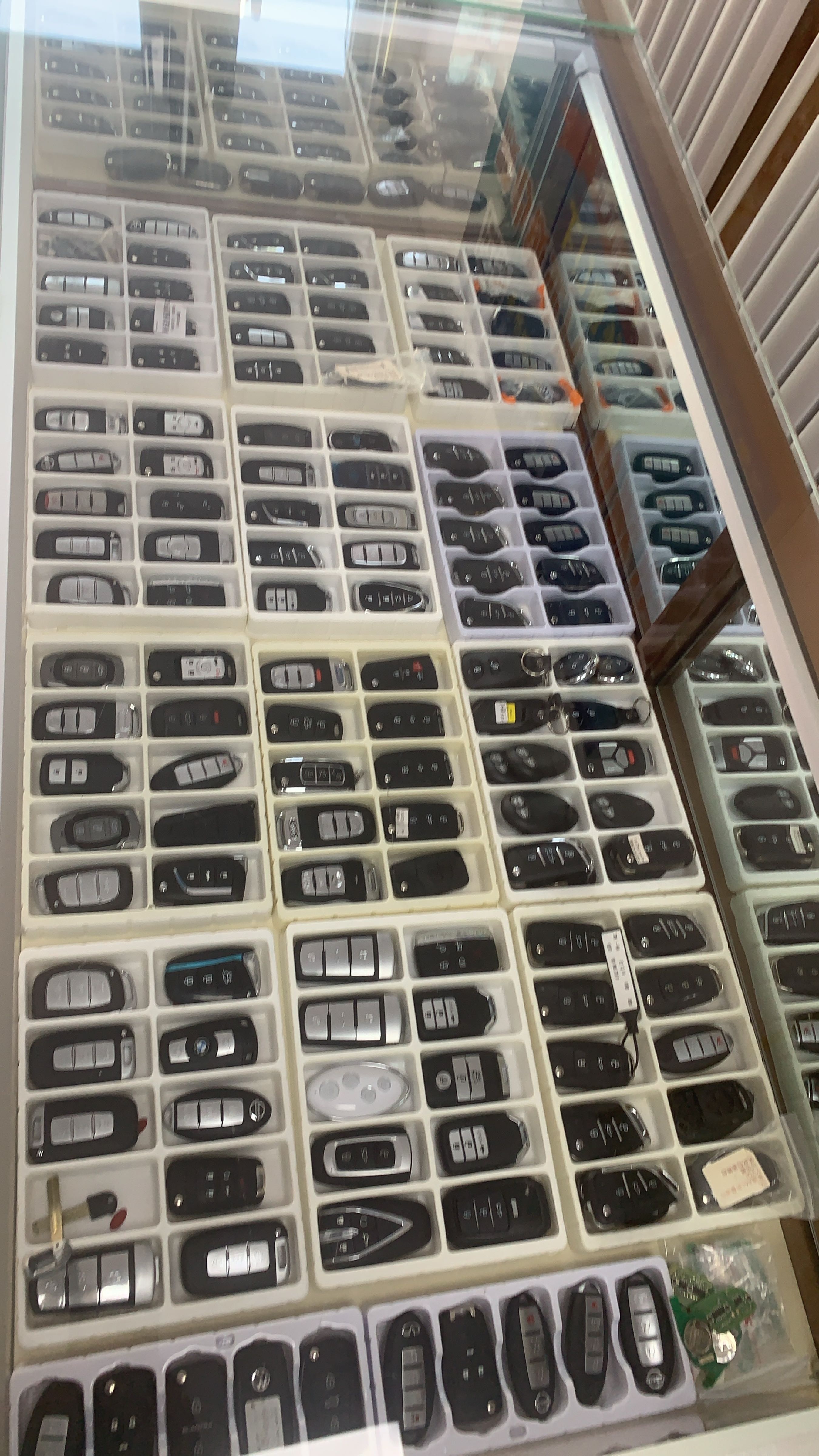 锁哥开锁配钥匙