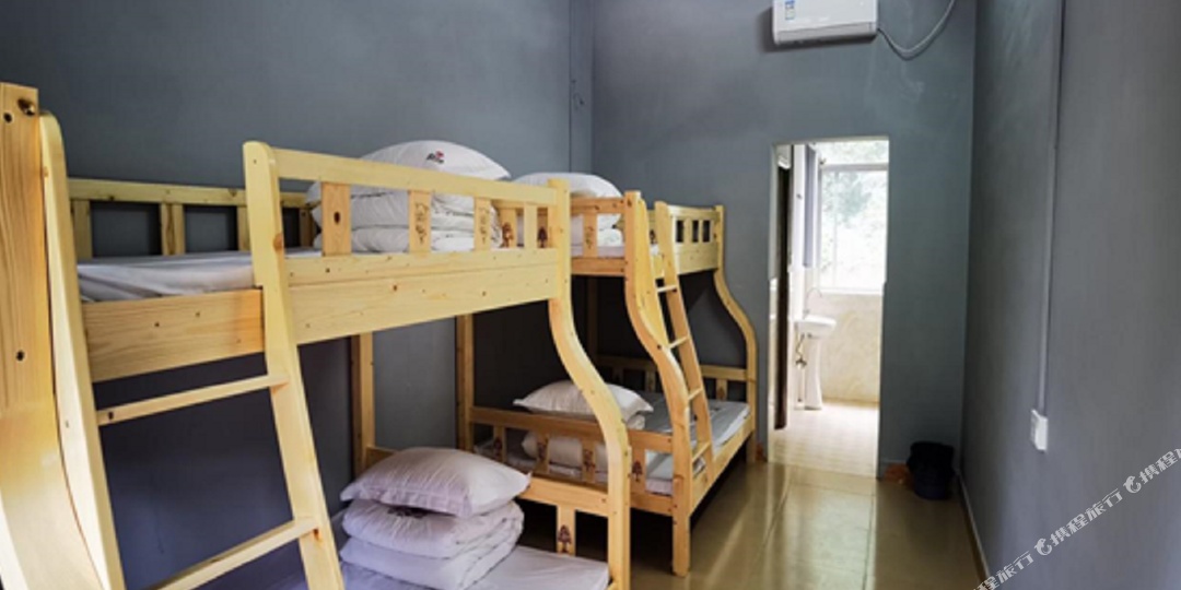 龙州弄岗森林青年旅社