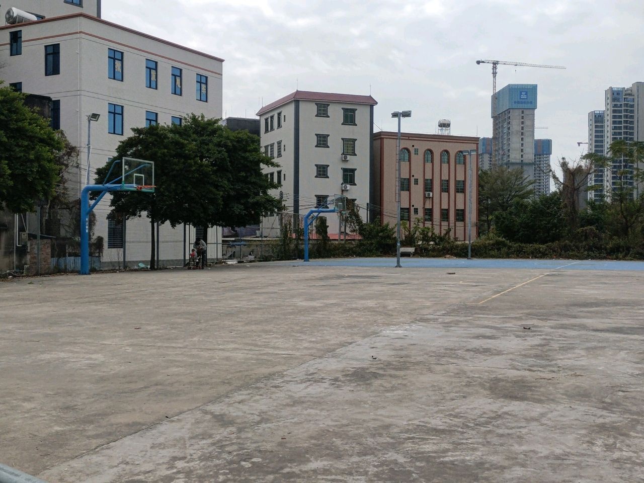 黑石岭村篮球场