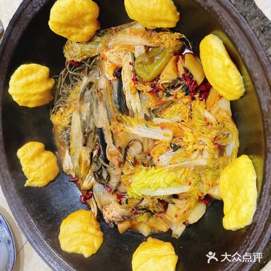 柴火年代铁锅炖(珠江道店)