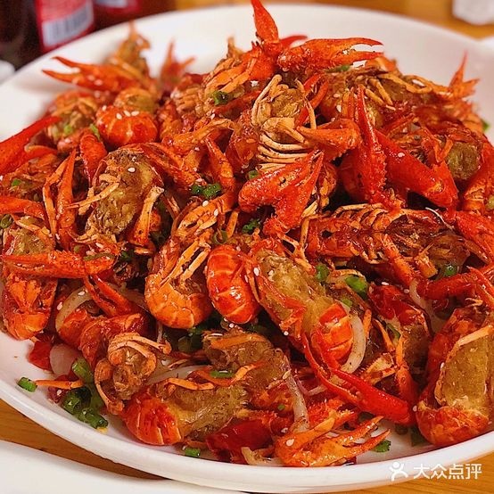 小赖龙虾海鲜排挡(椒南中心菜场店)