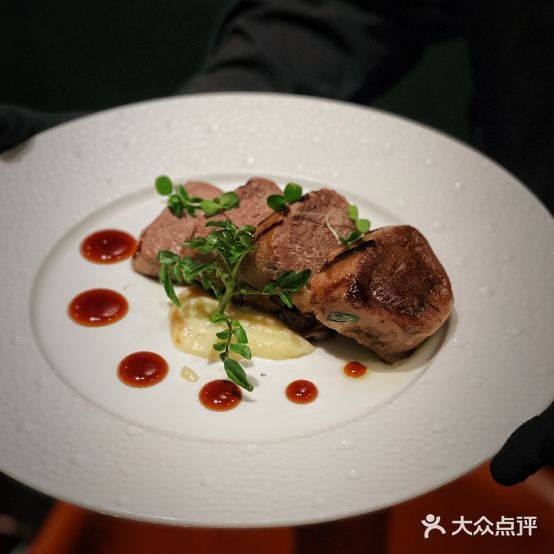 SENSE Restauront&Bar